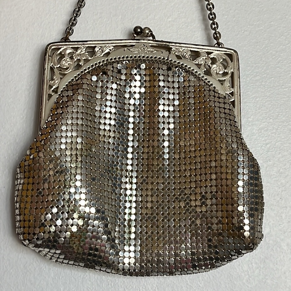 Vintage Whiting & Davis Silver Mesh Small Evening Handbag Silver chain